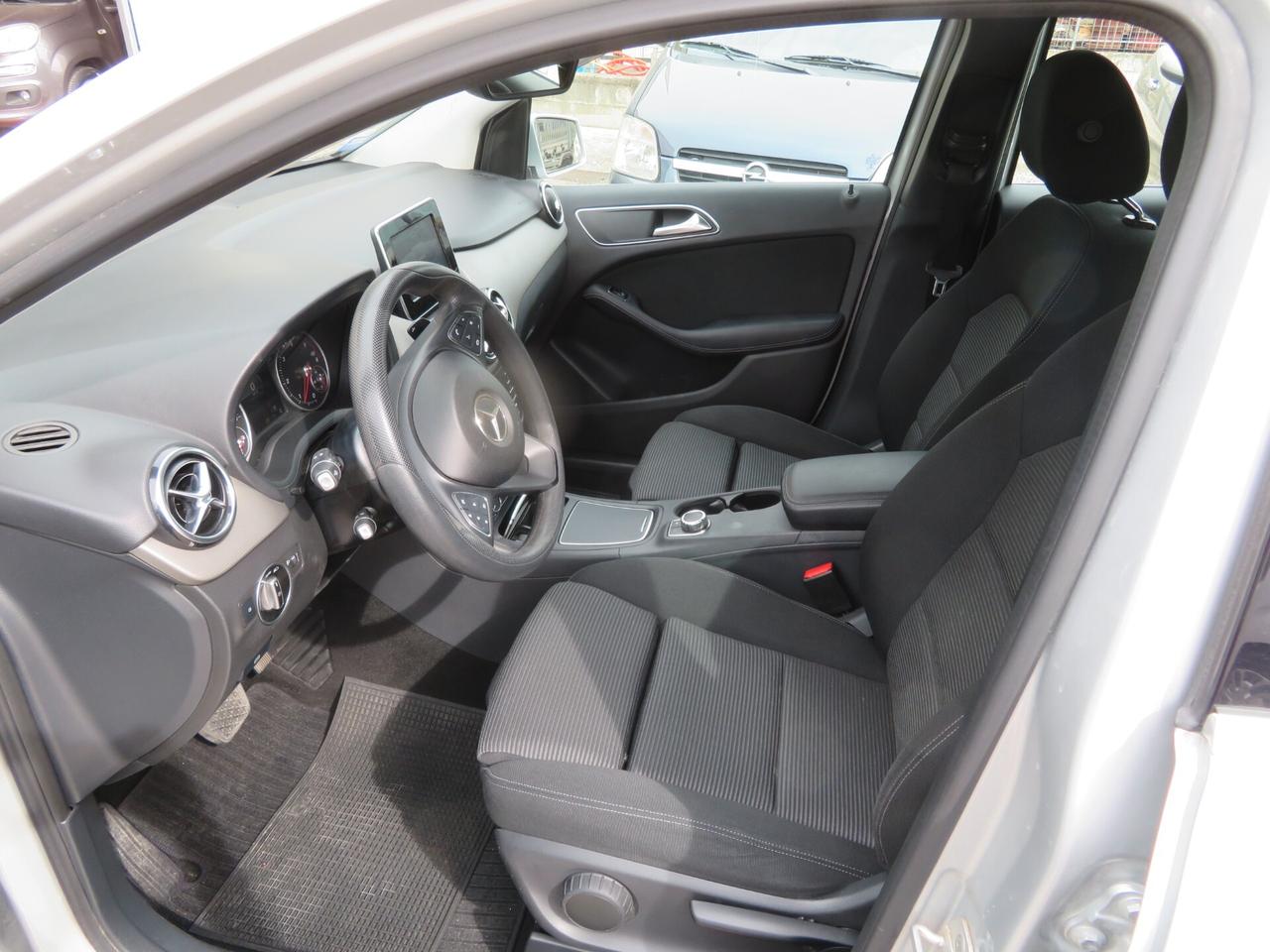 Mercedes-benz B 180 d Automatic Premium