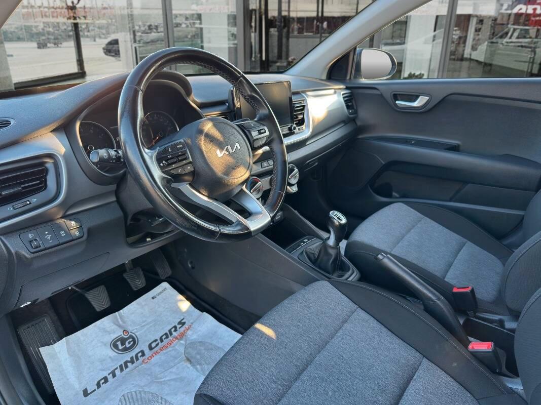 Kia Stonic 1.0 t-gdi mhev Urban 100cv CON TELECAM E CARPLAY