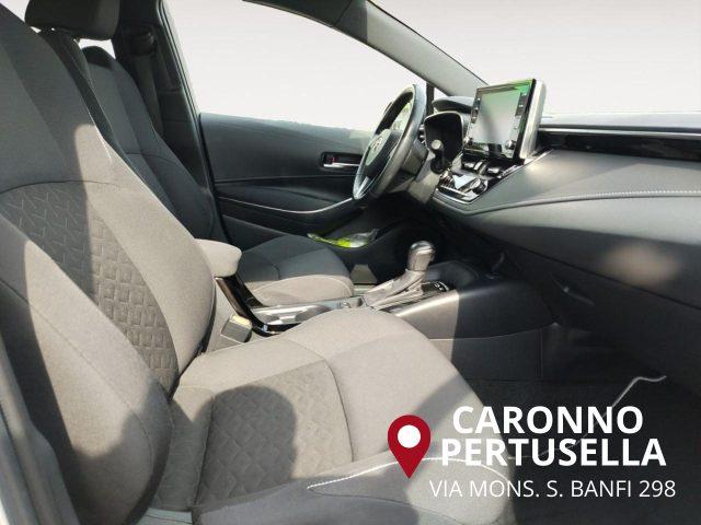 TOYOTA Corolla 1.8 Hybrid Business