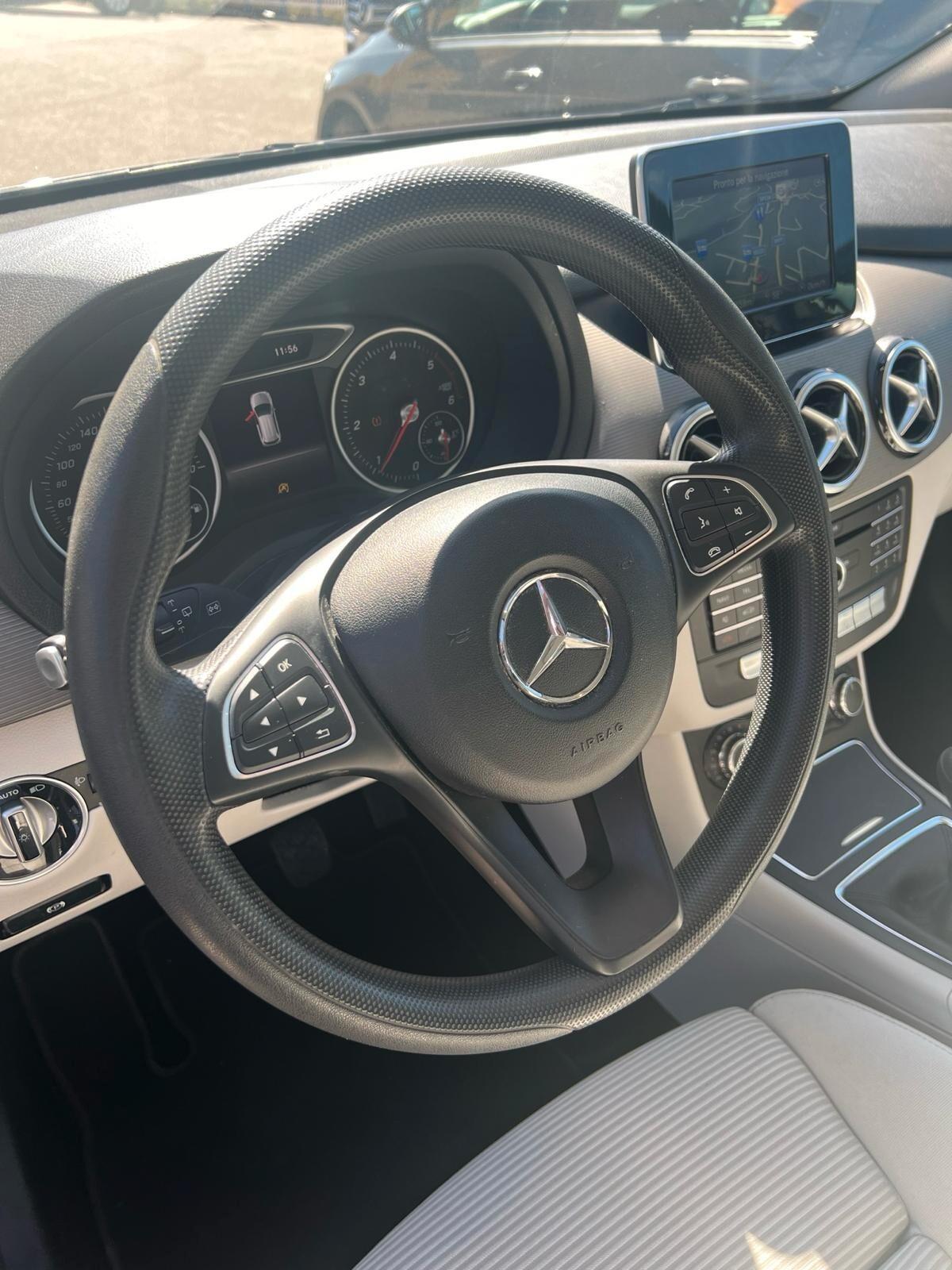 Mercedes-benz B 180 1.5 cdi 110 cv 2017