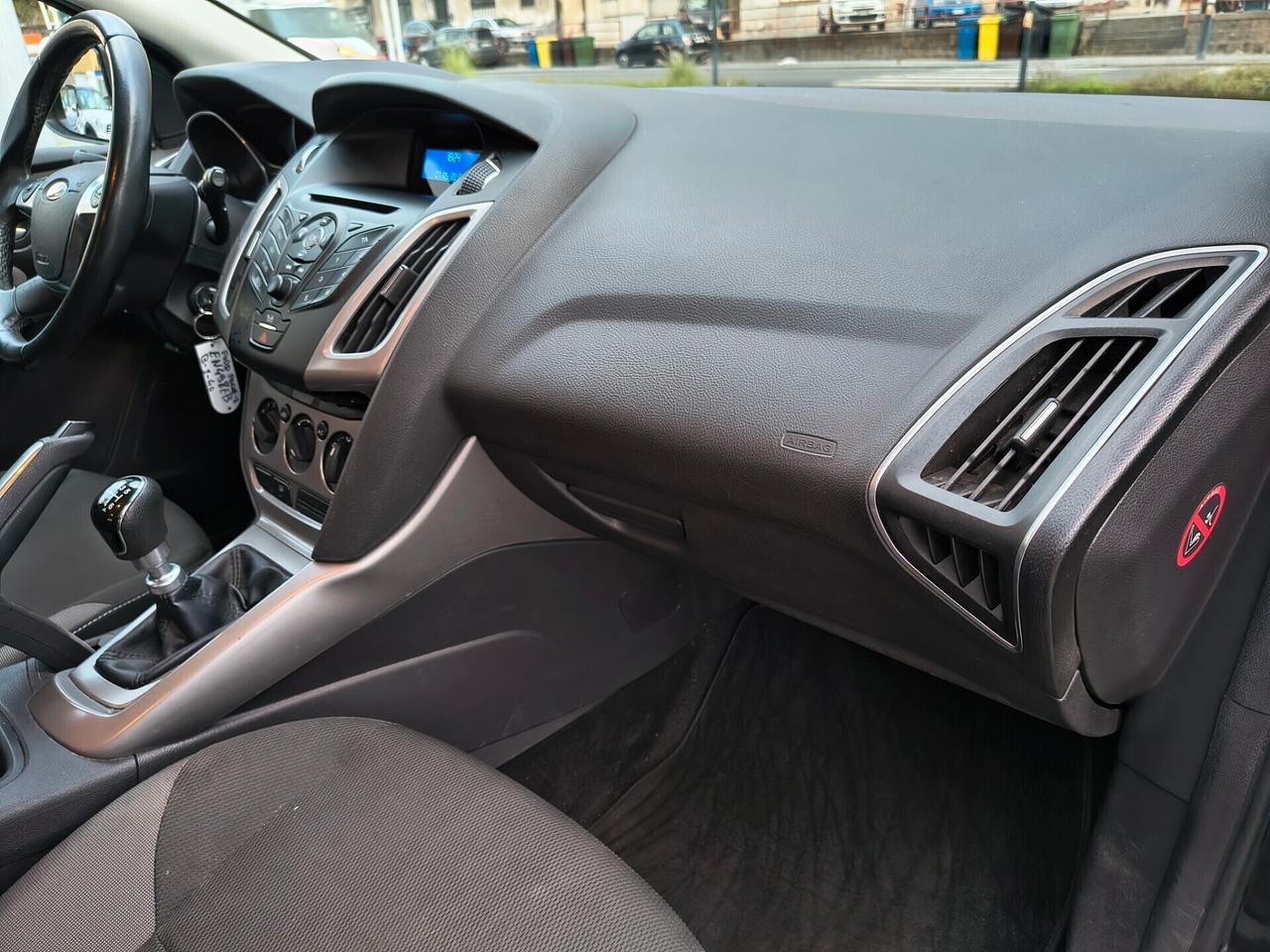 FORD FOCUS 1.6 DIESEL UNICO PROPRIETARIO BERLINA