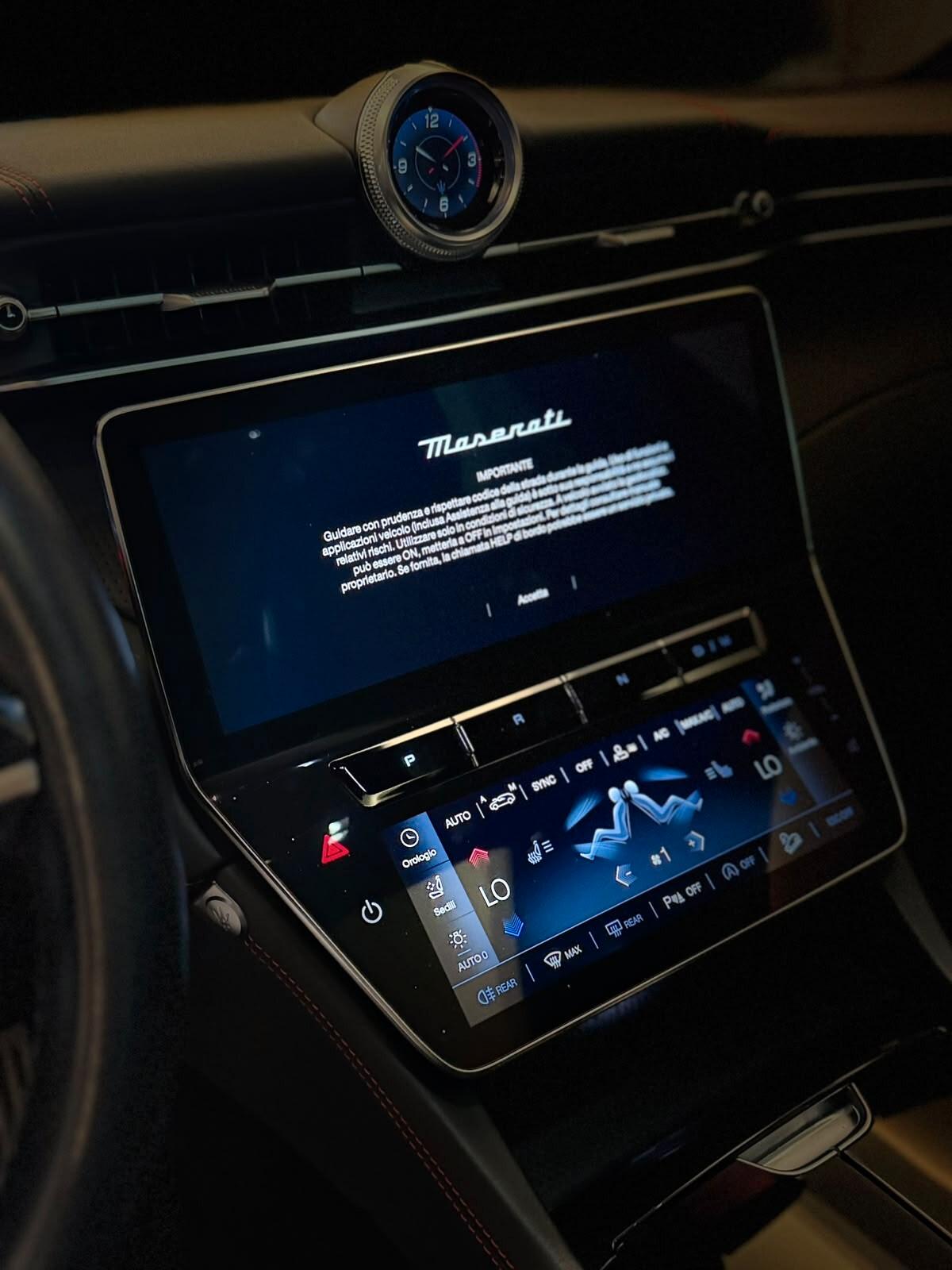 MASERATI GRECALE MHEV ALLESTIMENTO MODENA IBRID 2.0 330CV **FULL**