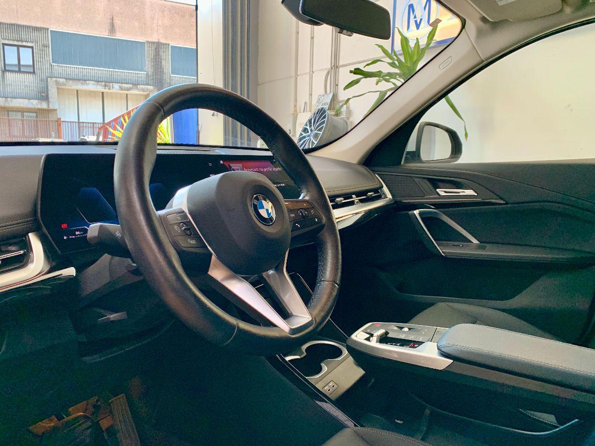 BMW - X1 - sDrive18i xLine