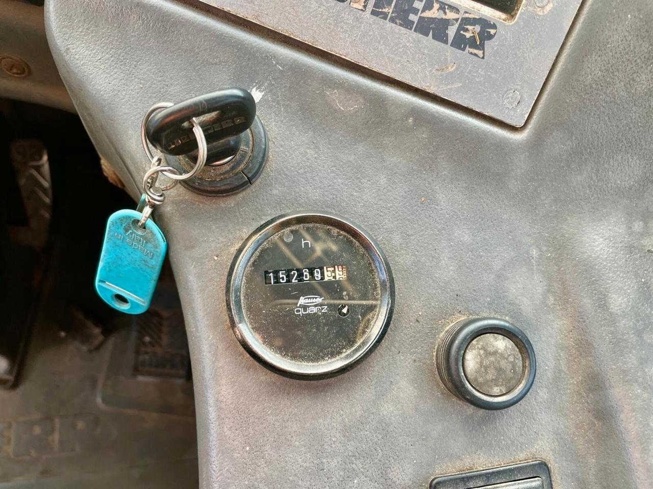 PALA GOMMATA LIEBHERR L 554 -