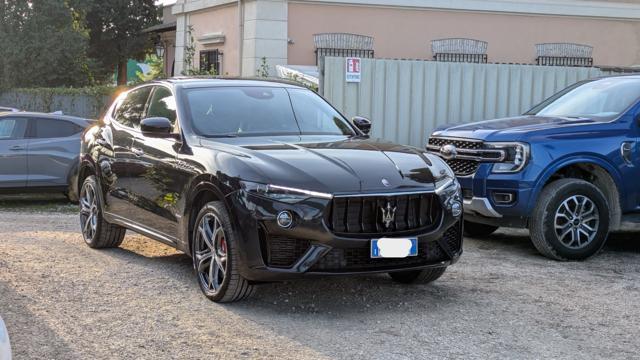 MASERATI Levante V6 AWD 3.0d 349cv ASSIST FRENATA TETTO PANORAMICO