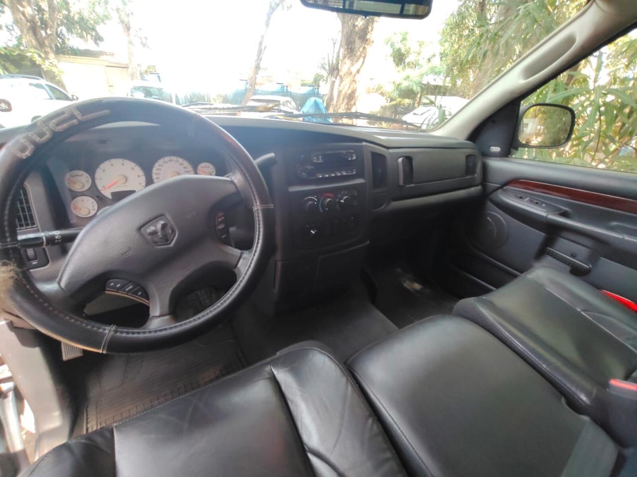 Dodge RAM SLT Long Cab