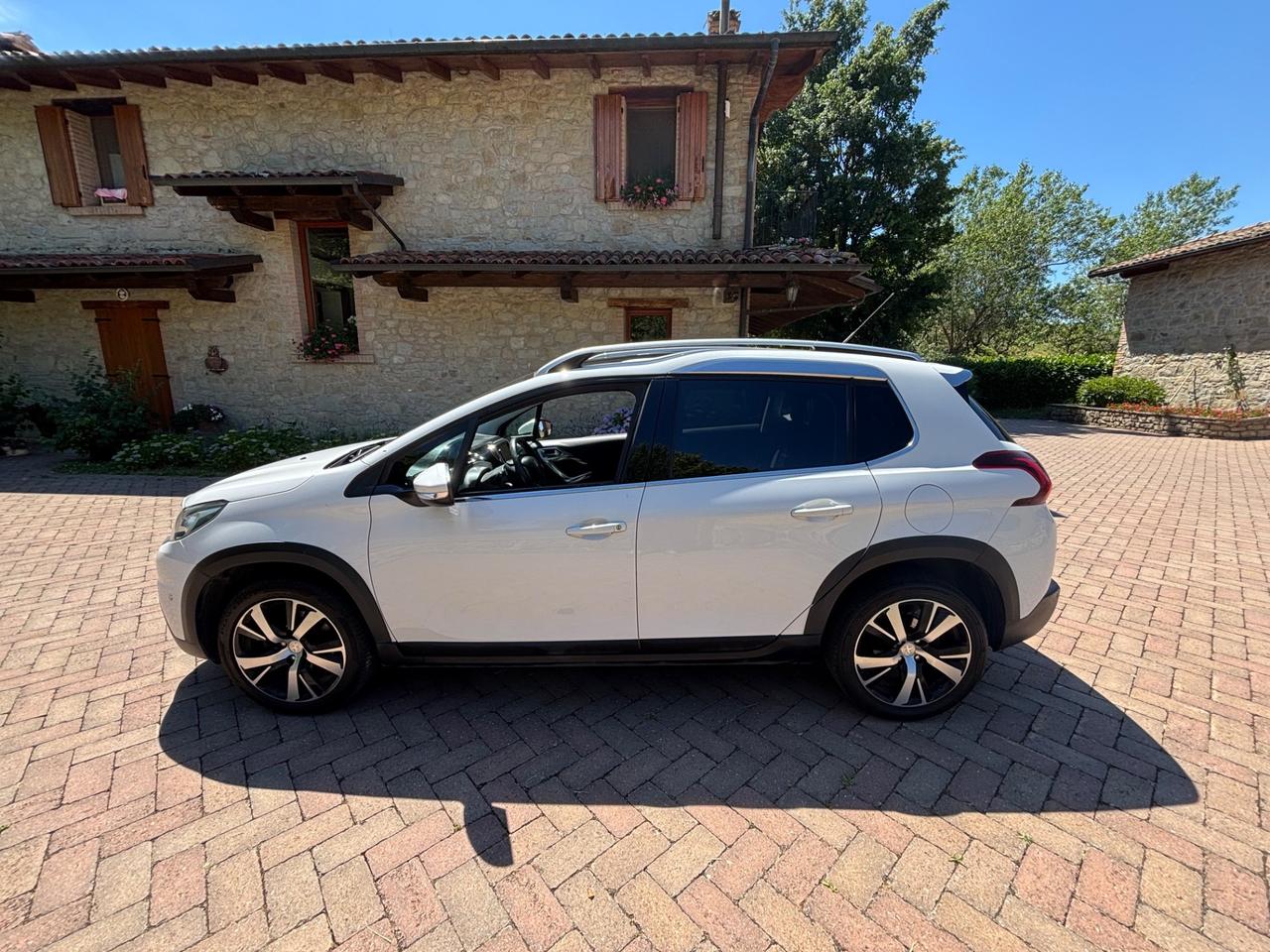 Peugeot 2008 BlueHDi 120 S&S GT Line