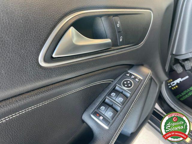 MERCEDES-BENZ GLA 200 d Sport *CAMERA*NAVI*PELLE