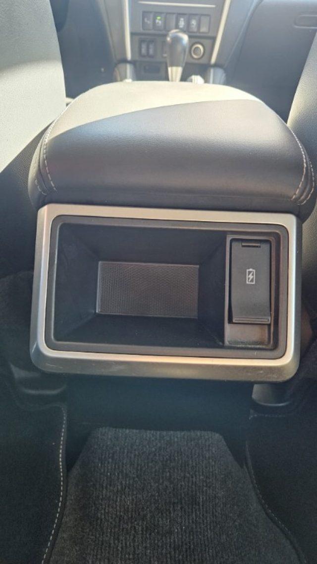 MITSUBISHI L200 2.3 D Club Cab 4x4 Super Select Intense