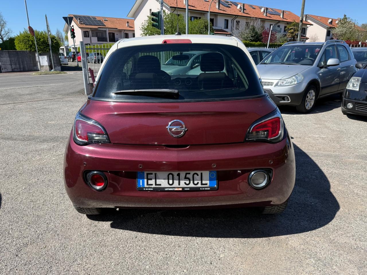 Opel Adam 1.2 70 CV Slam