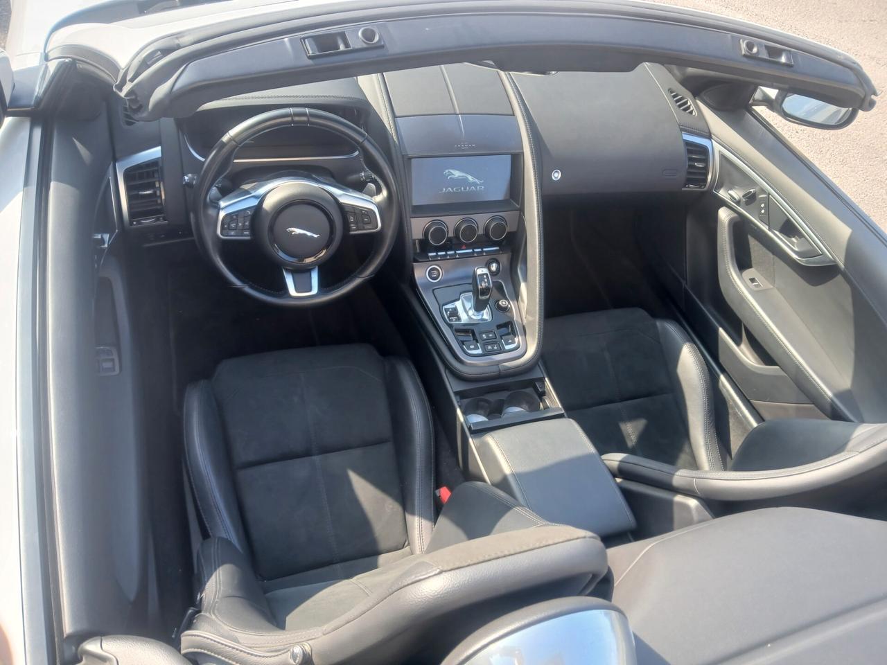 Jaguar F-Type 2.0 aut. Convertibile R-Dynamic 2021