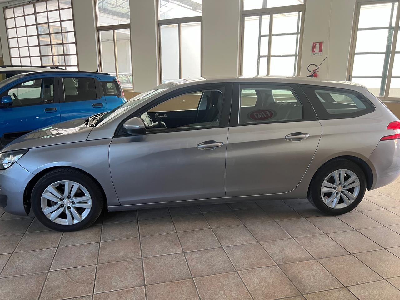 Peugeot 308 BlueHDi 120 S&S SW Business
