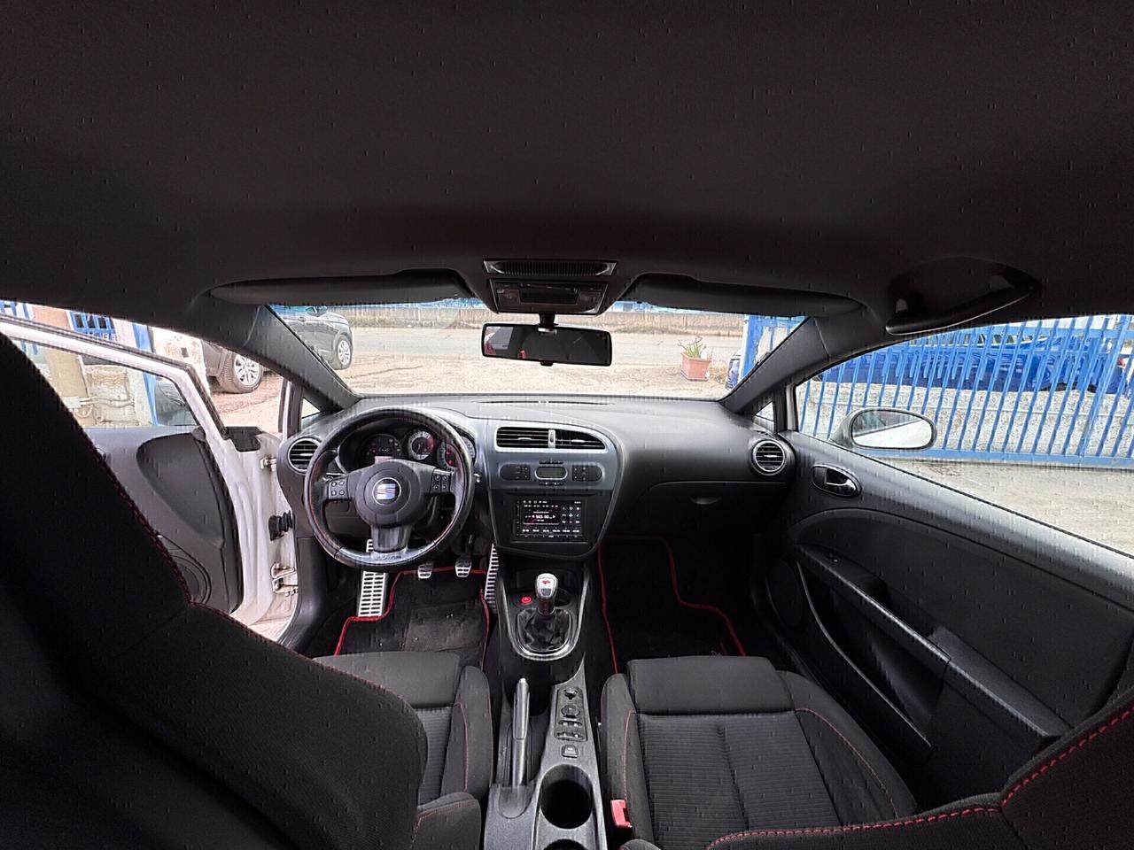 Seat Leon Cupra 2.0 tfsi turbo benzina 245Cv