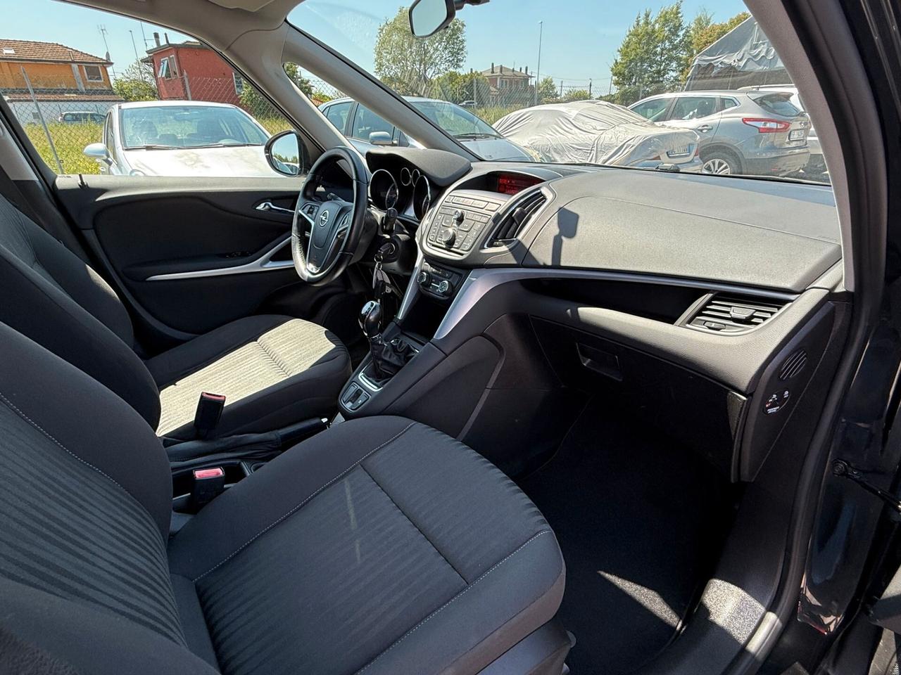 Opel Zafira Tourer 1.4 Turbo 140CV Benz/GPL 7 POSTI!!!