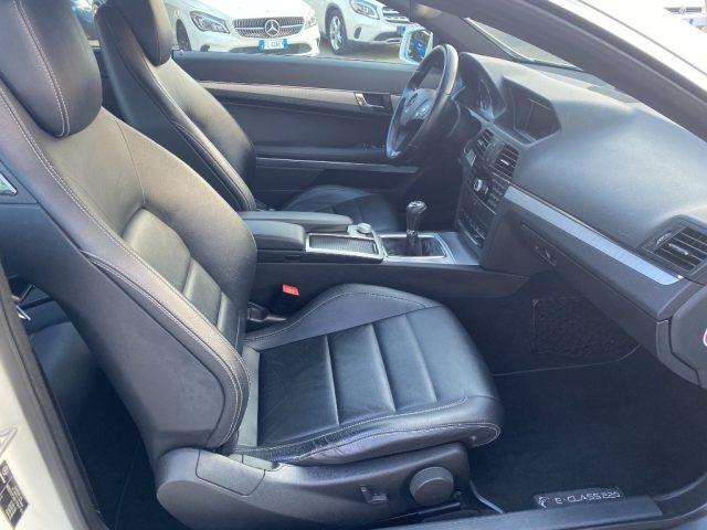 MERCEDES-BENZ E 220 CDI Coupé BlueEFFICIENCY Avantgarde