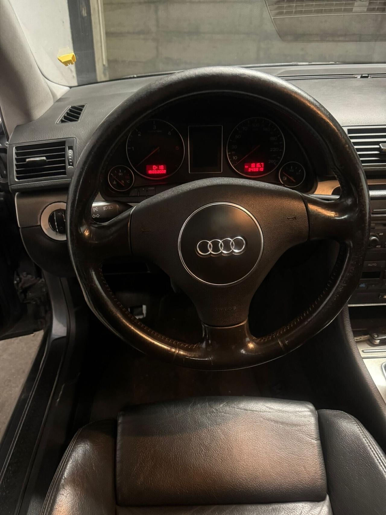 Audi A4 2.5 V6 TDI/180 CV cat Avant quattro