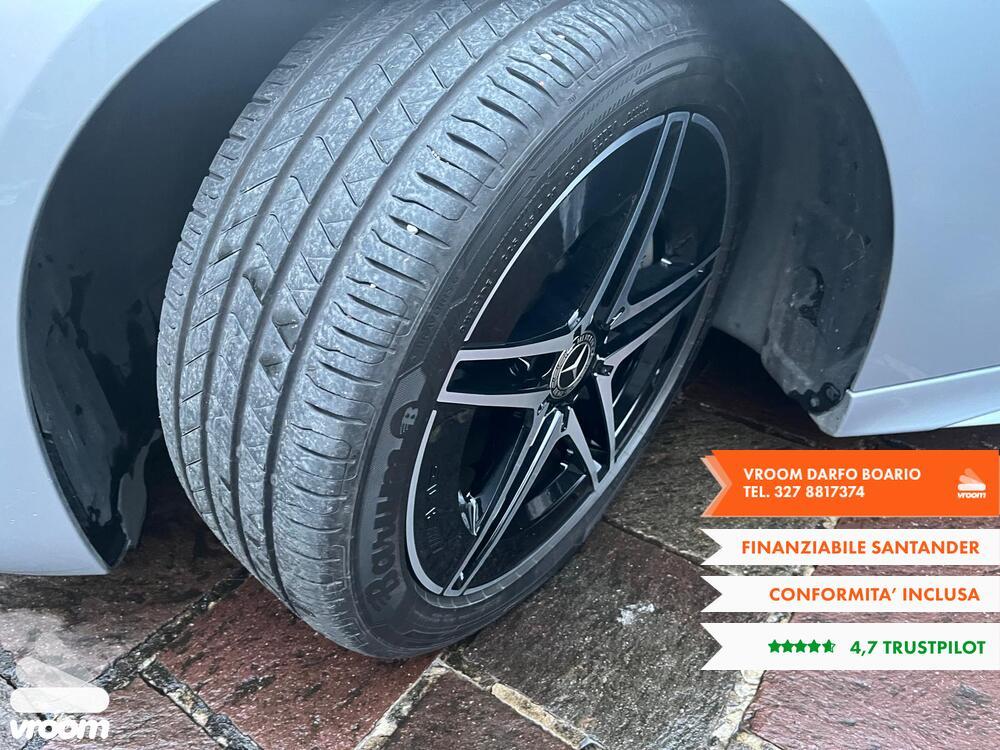 MERCEDES Classe C (W/S206) C 300 d Mild hybri...