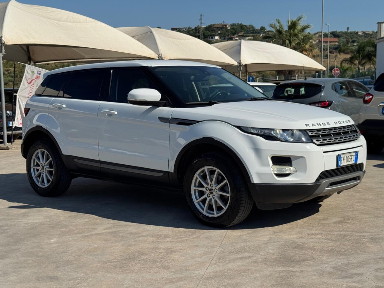 Land Rover Range Evoque 2.2 TD4 5p. Prestige