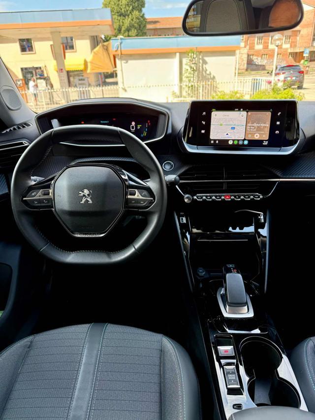 PEUGEOT 2008 motore elettrico 136 CV Allure Pack