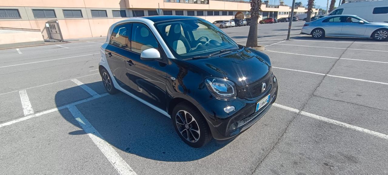 Smart ForFour 70 1.0 Passion