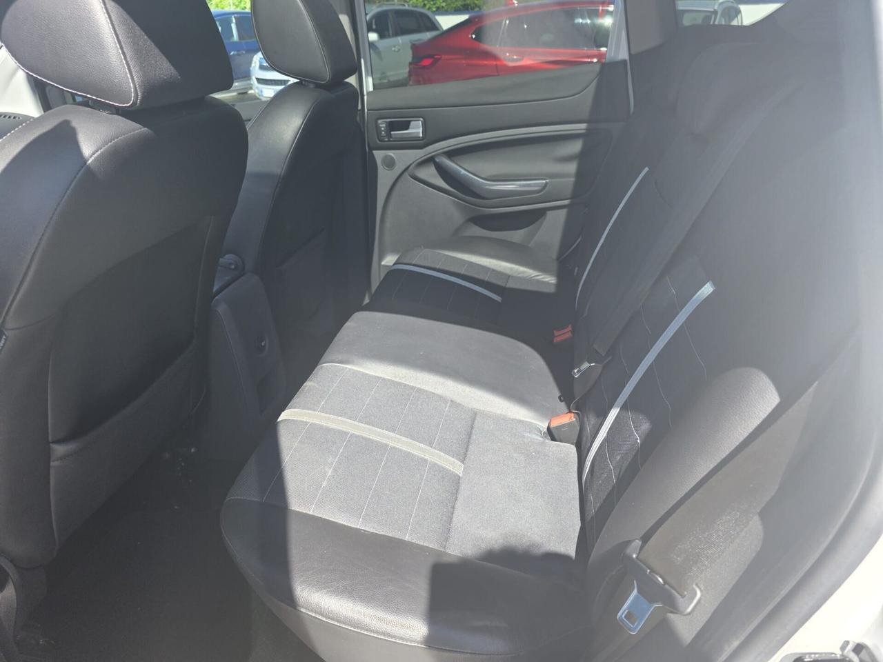 Ford Kuga 2.0 TDCi 136 CV 4WD Titanium DPF