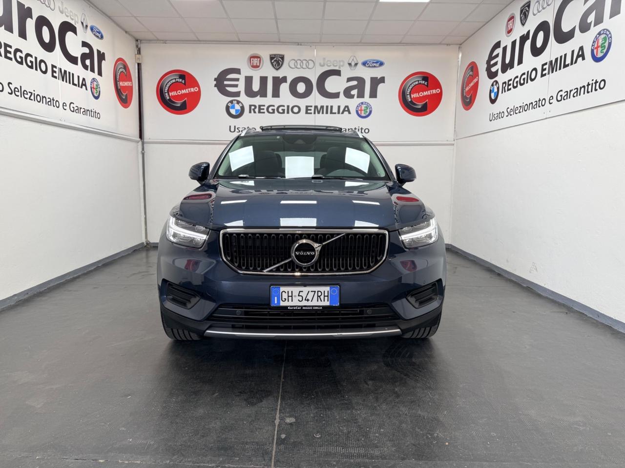 Volvo XC40 1.5 T2 aut 129cv Neopatentati Momentum 05/2022