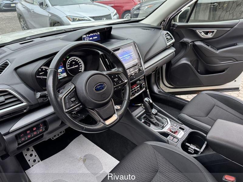 Subaru Forester Forester 2.0 e-Boxer MHEV CVT Lineartronic Style