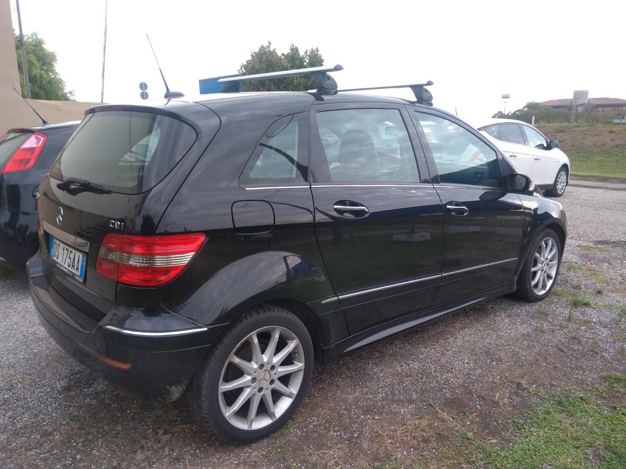 FINANZIABILE mercedes CLASSE B 180 cdi PERMUTE