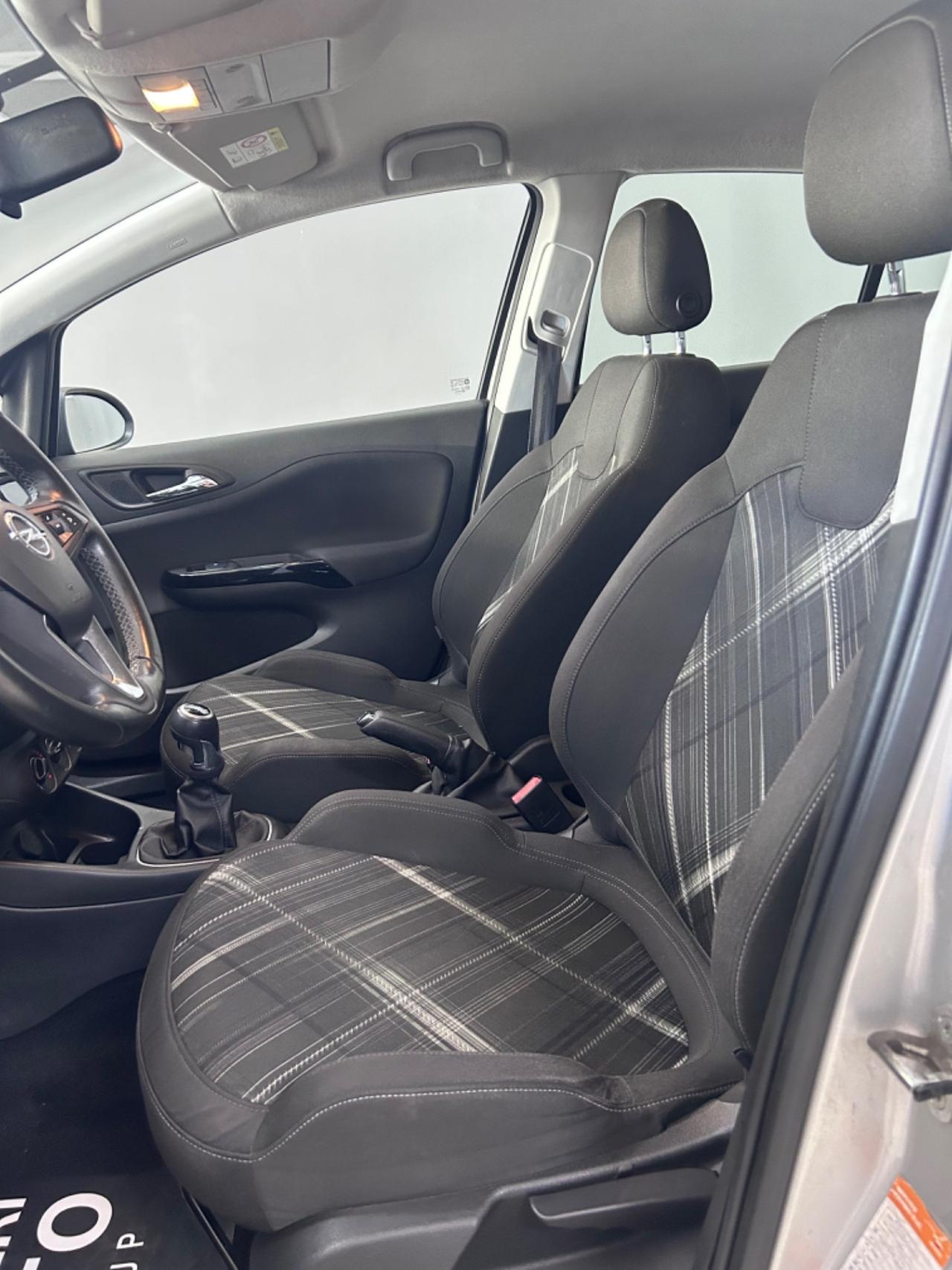 Opel Corsa 1.3 5 porte b-Color
