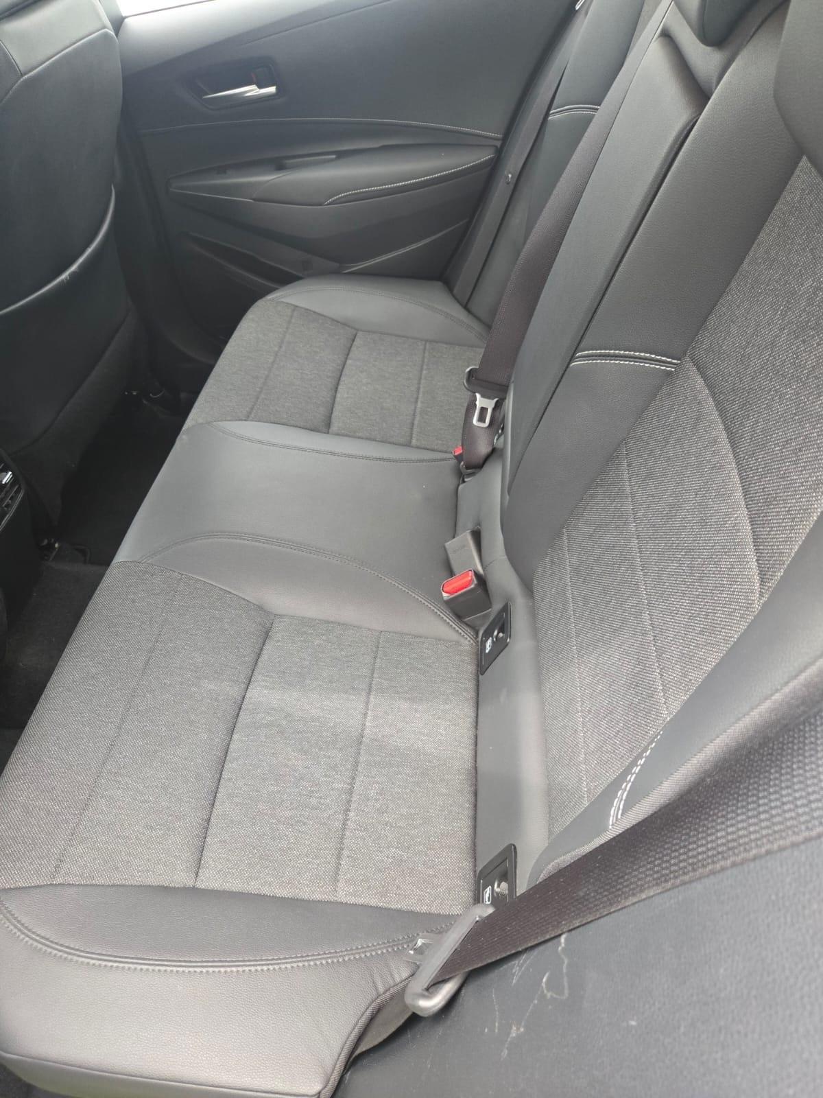 Toyota Corolla 1.8 Hybrid Style