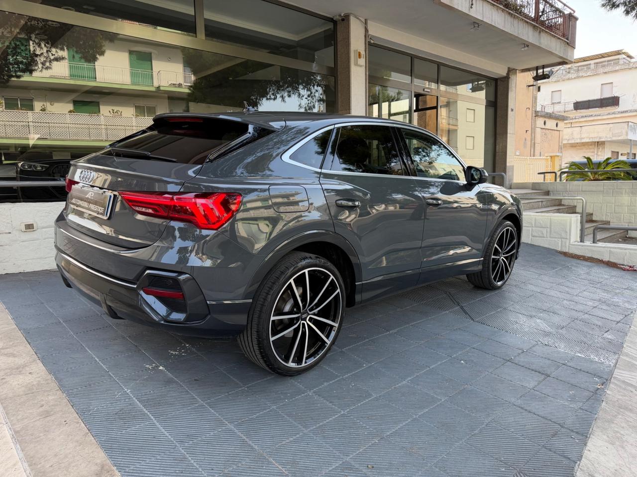 Audi Q3 SPB 40 TDI S tronic