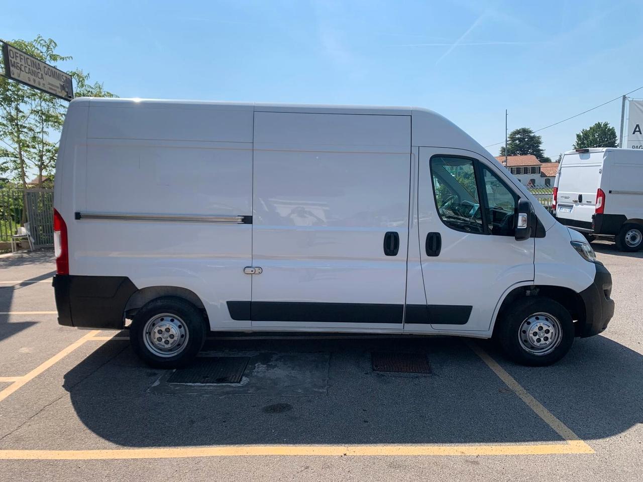 Peugeot Boxer 333 2.2 BlueHDi 140 S&S PC-TN Furgone
