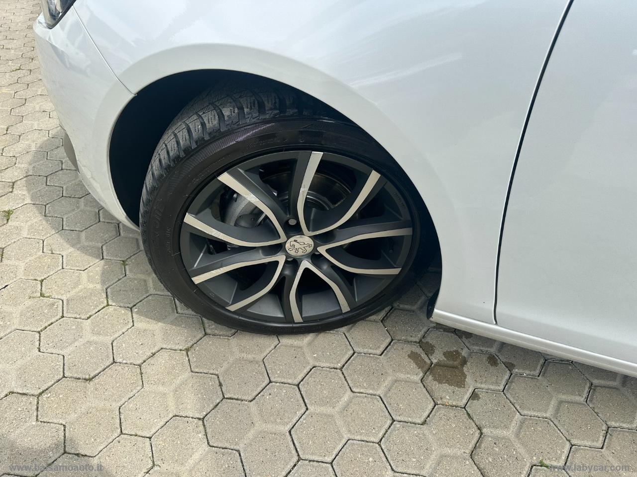 PEUGEOT 308 BlueHDi 120 S&S EAT6 SW Allure