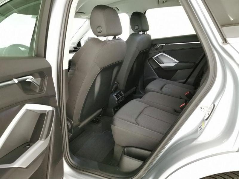 Audi Q3 35 2.0 tdi Business Advanced s-tronic