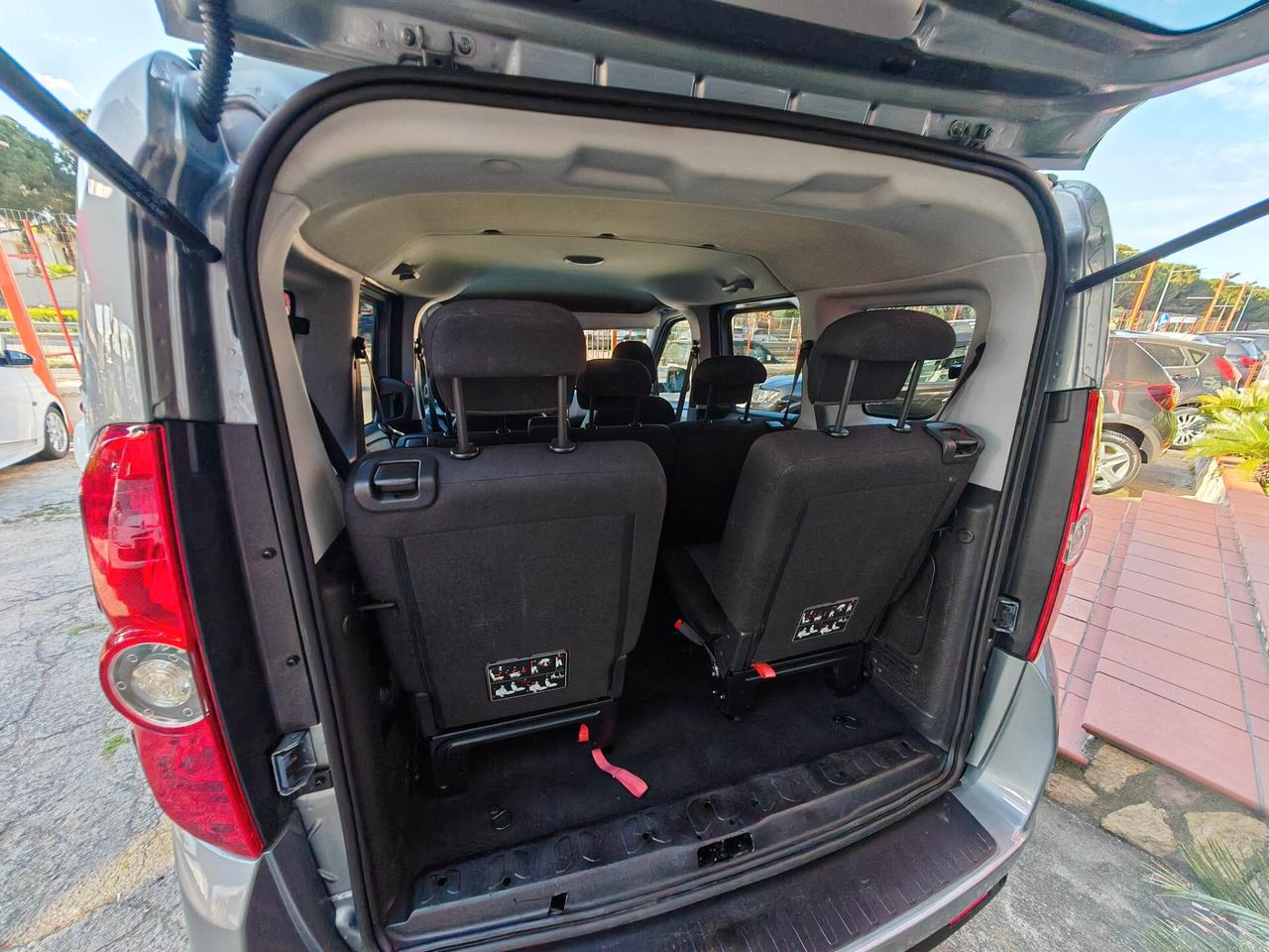 Fiat Doblo 1,6 diesel 03/2011 Cv90 SETTE POSTI
