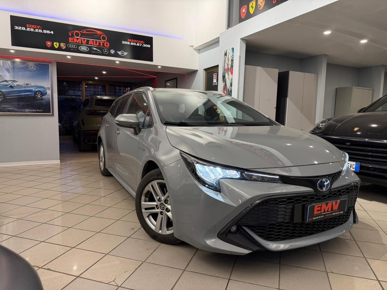 Toyota Corolla Touring Sports 1.8 Hybrid Business Tech