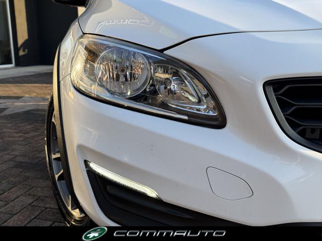 VOLVO S60 Cross Country D3 Geartronic Summum