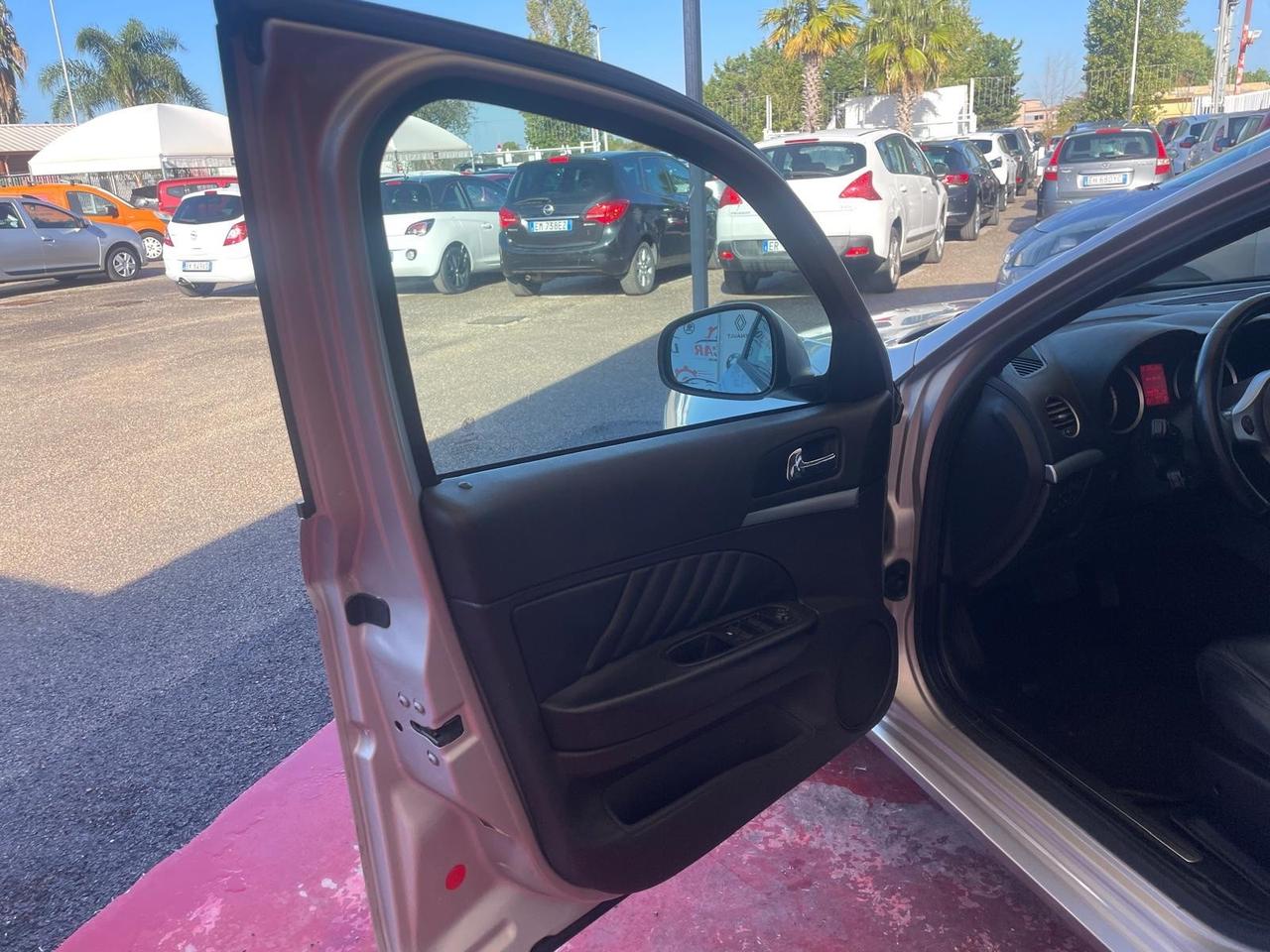 Alfa Romeo 159 1.9 JTDm 16V Exclusive