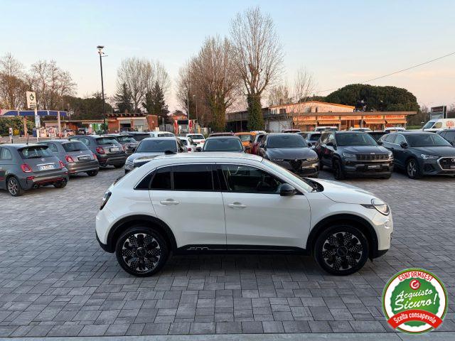 FIAT 600 Hybrid DCT MHEV La Prima ANCHE NEOPATENTATI