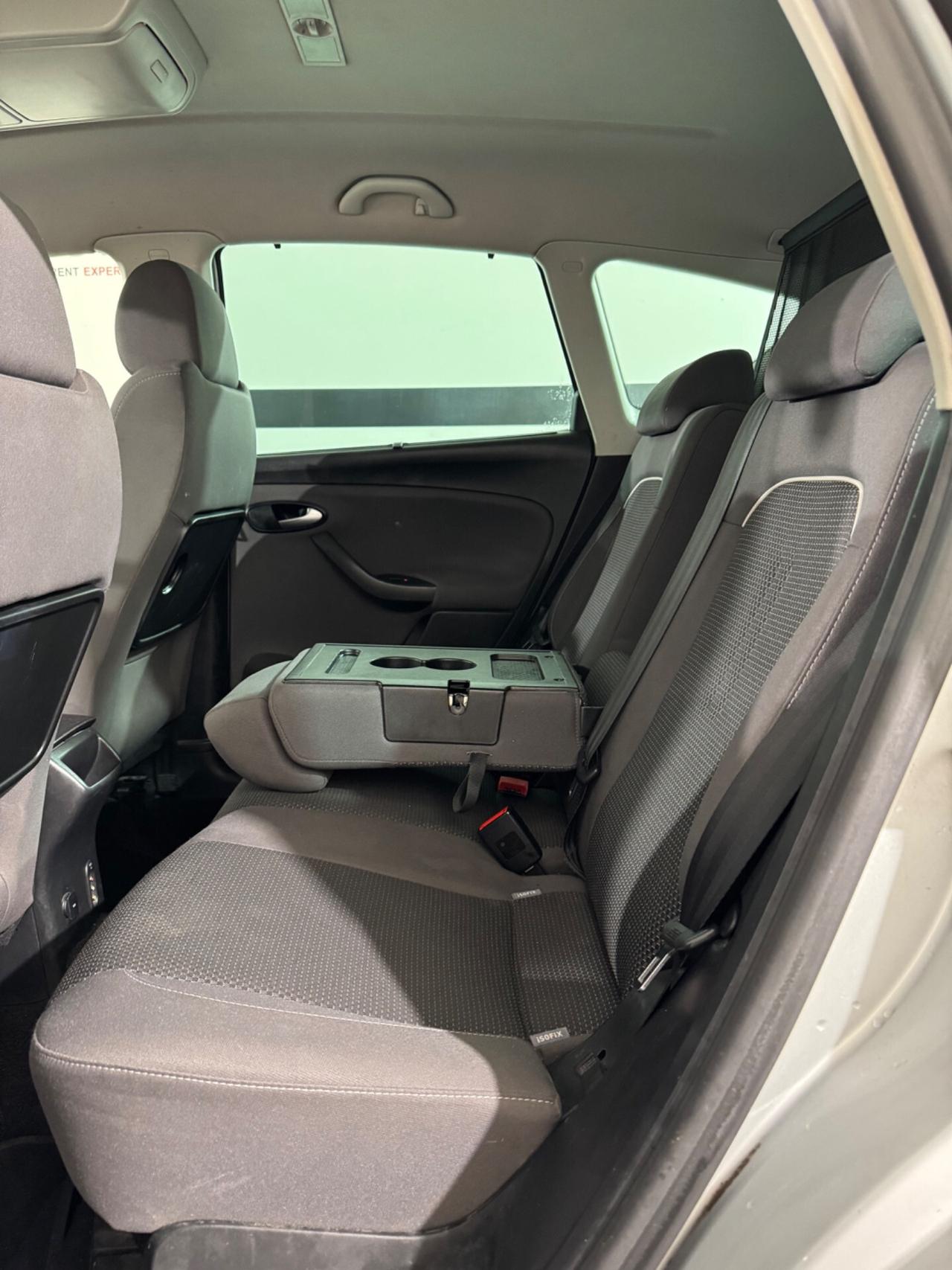 Seat Altea XL 1.6 TDI 105 CV Tv interna