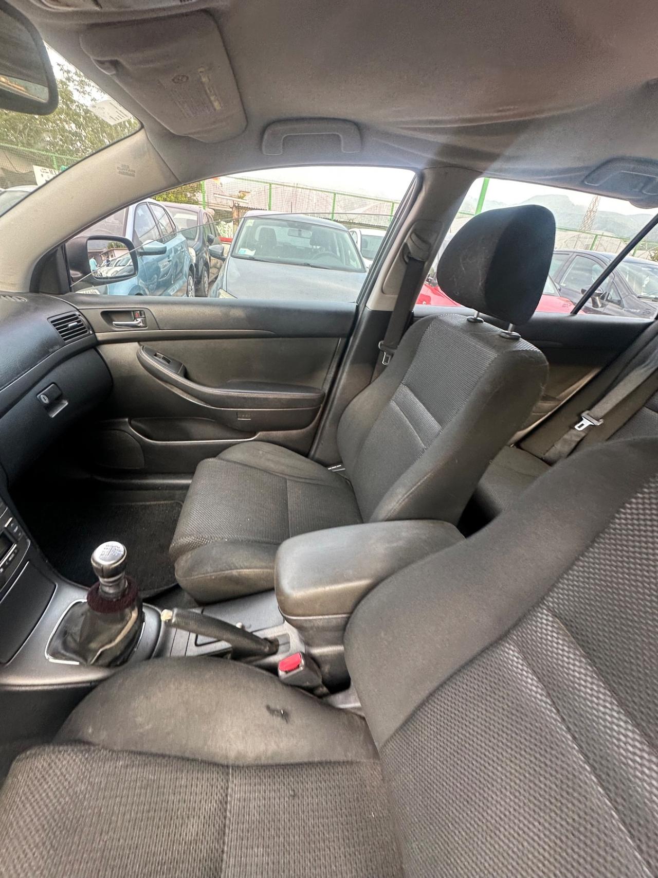 Toyota Avensis 2.2 D-4D 16V Station Wagon