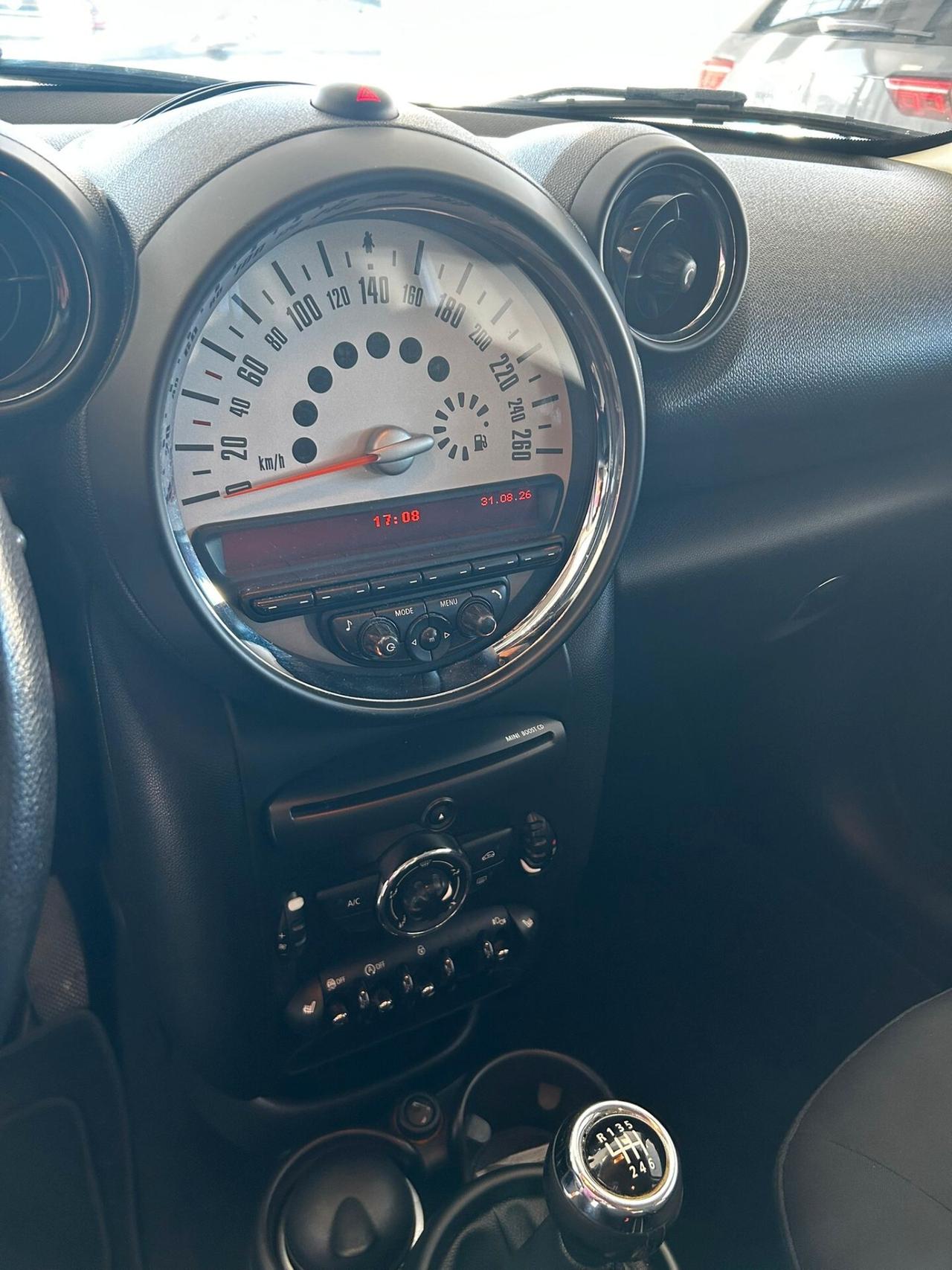 Mini Countryman 1.6D X NEOPATENTATI 2014