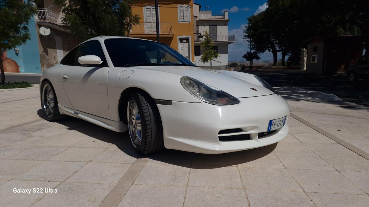 Porsche 911 Carrera cat Coupé