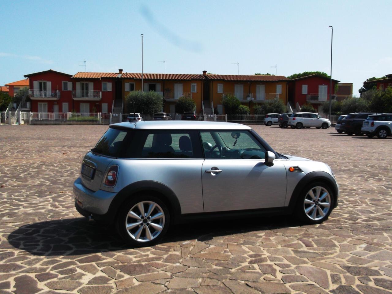 Mini Cooper D 1.6 Tdi Neopatentati 2010