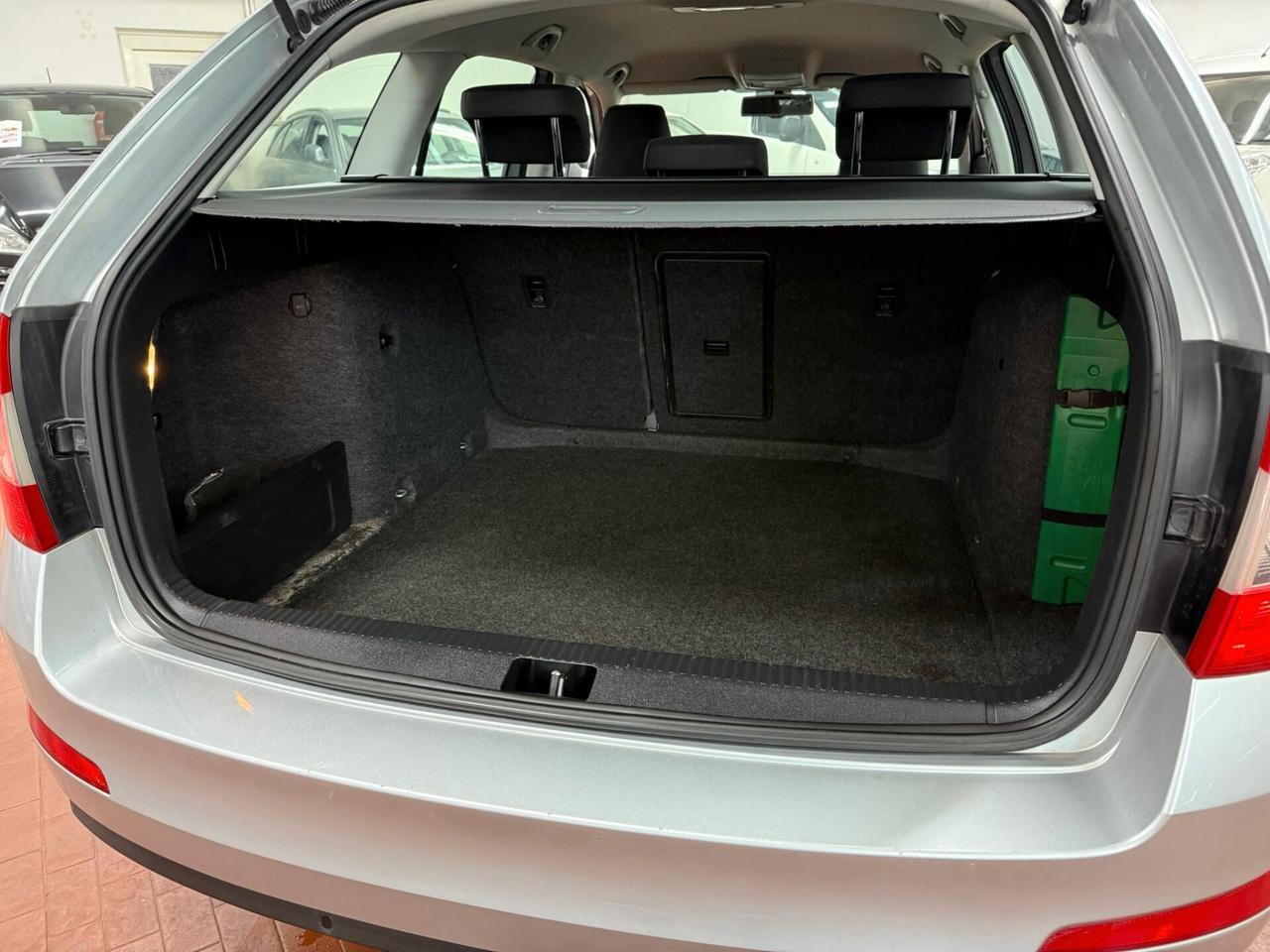 Skoda Octavia 1.6 TDI 105 CV ok Neopatentati