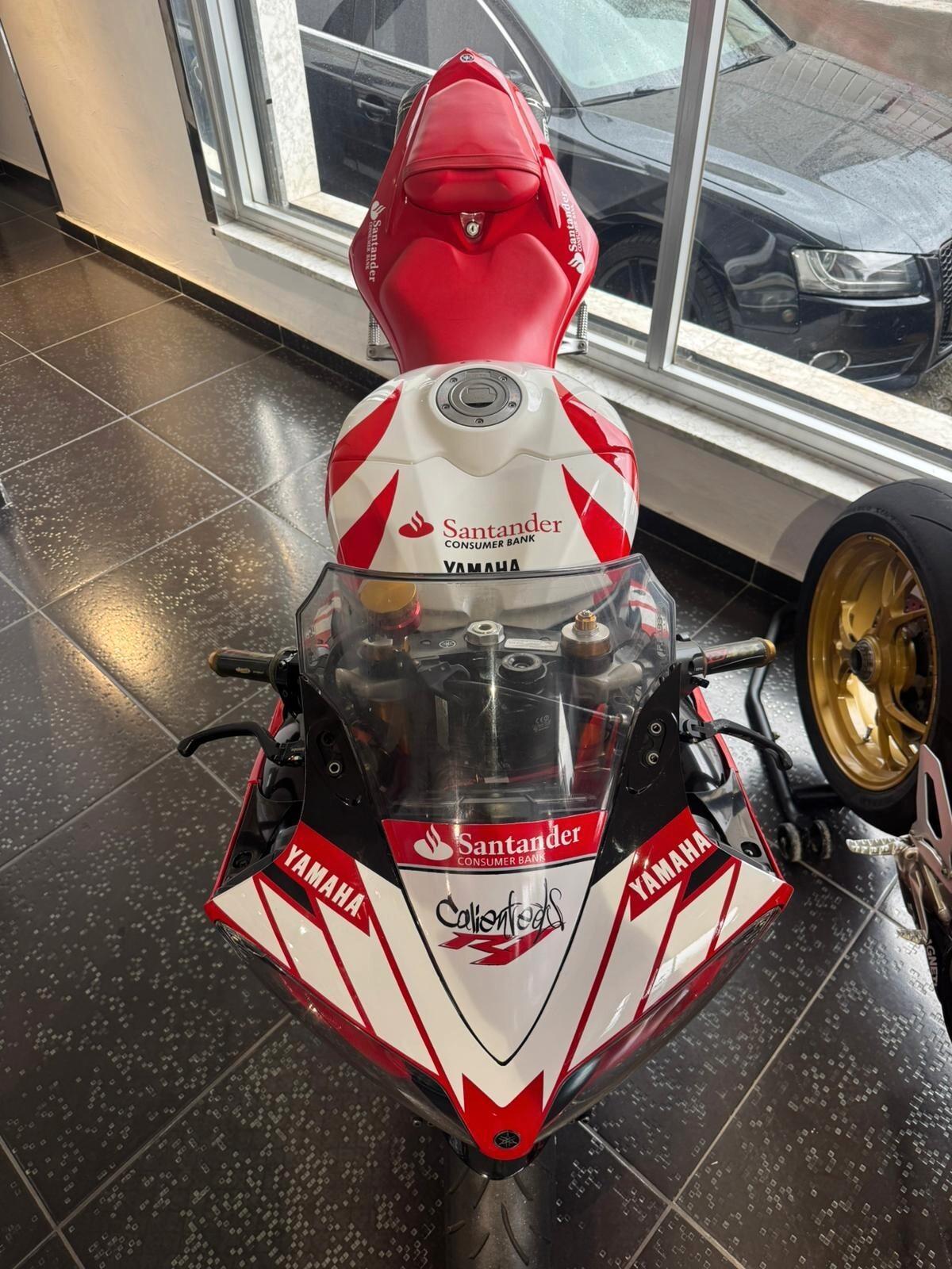 Yamaha YZF R1 santander limited edtion