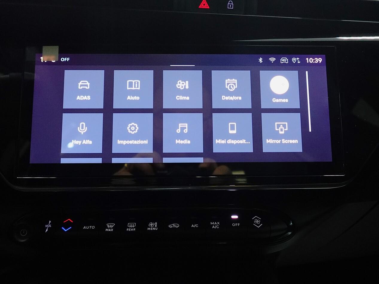 Alfa Romeo Junior 1.2 IBRIDA 145 CV EDCT6 SPECIALE PACK SPORT