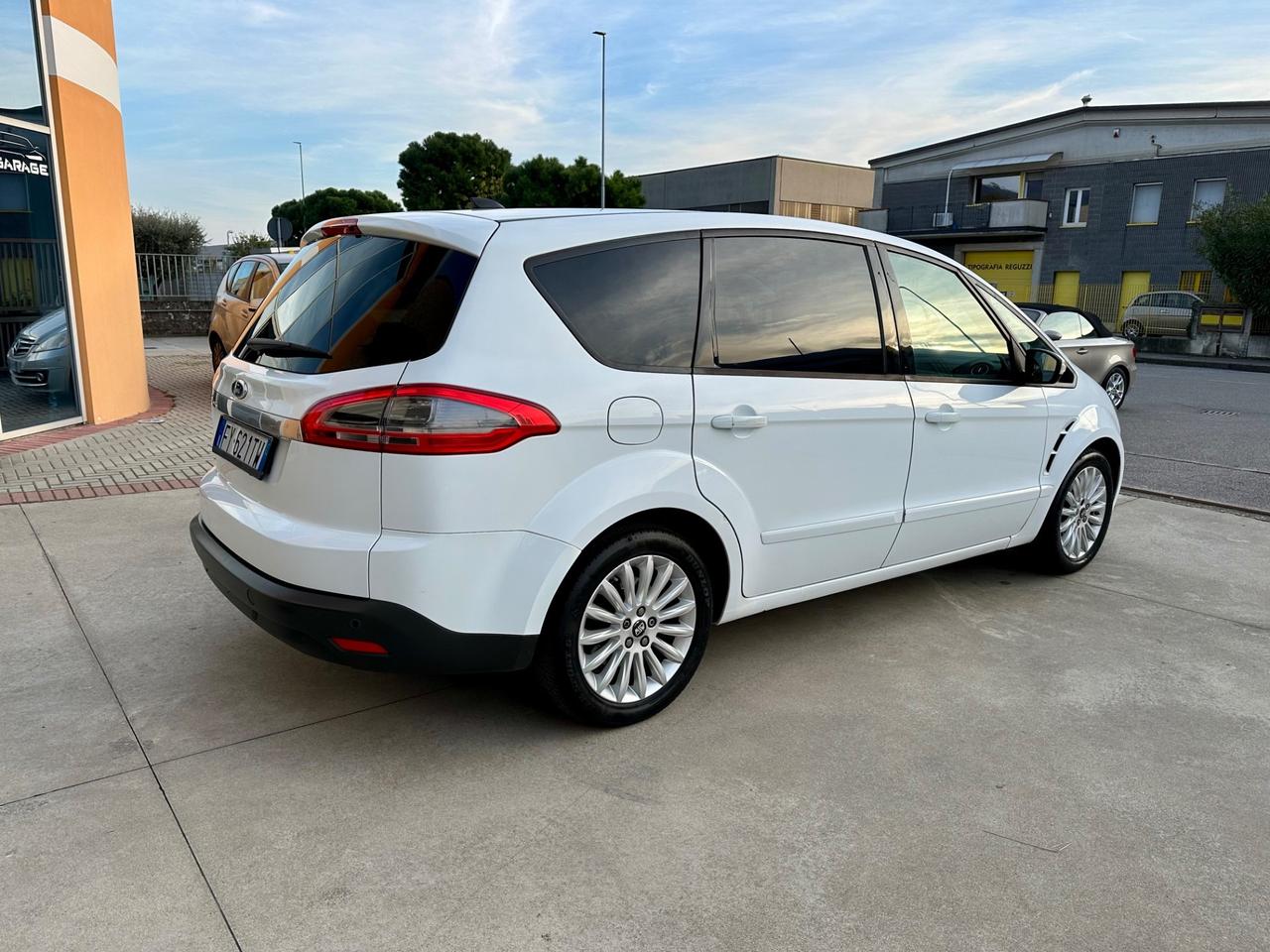 Ford S-Max 2.0 TDCi 140CV 7 posti Business Nav