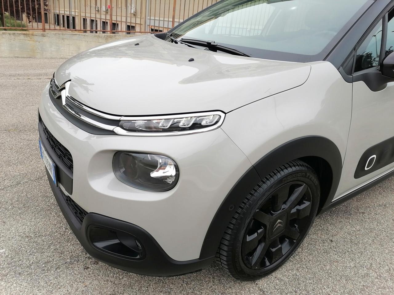 Citroen C3 1.2 BENZ/GPL Shine TETTO PANORAMICO FULL