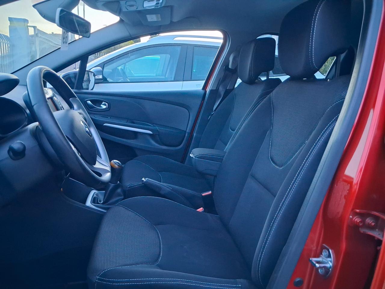 RENAULT Clio Duel 1.500 dCi 90cv Km120.400